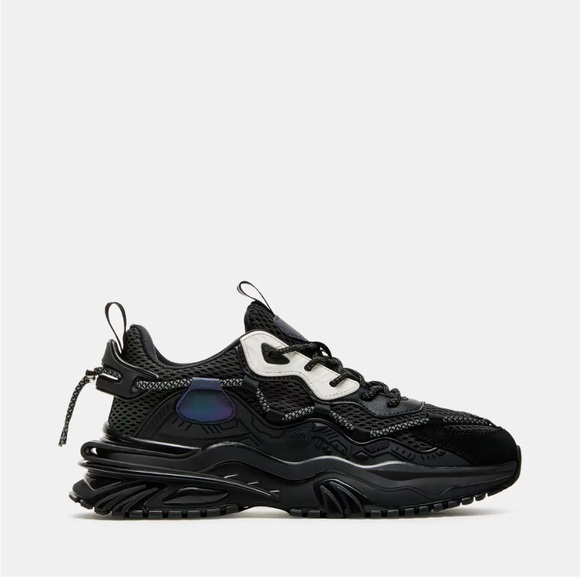 Steve Madden Other - Steve Madden Baries Sneakers Black White Chunky Dad Shoes Tech Runner Streetwear